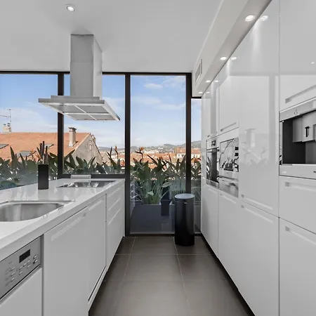 Appartamento Ref 905 - Center - Penthouse For Rent Cannes