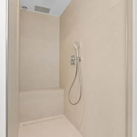 Ref 905 - Center - Penthouse For Rent