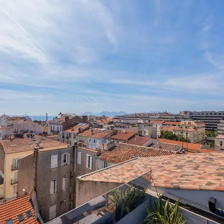 Ref 905 - Center - Penthouse For Rent *